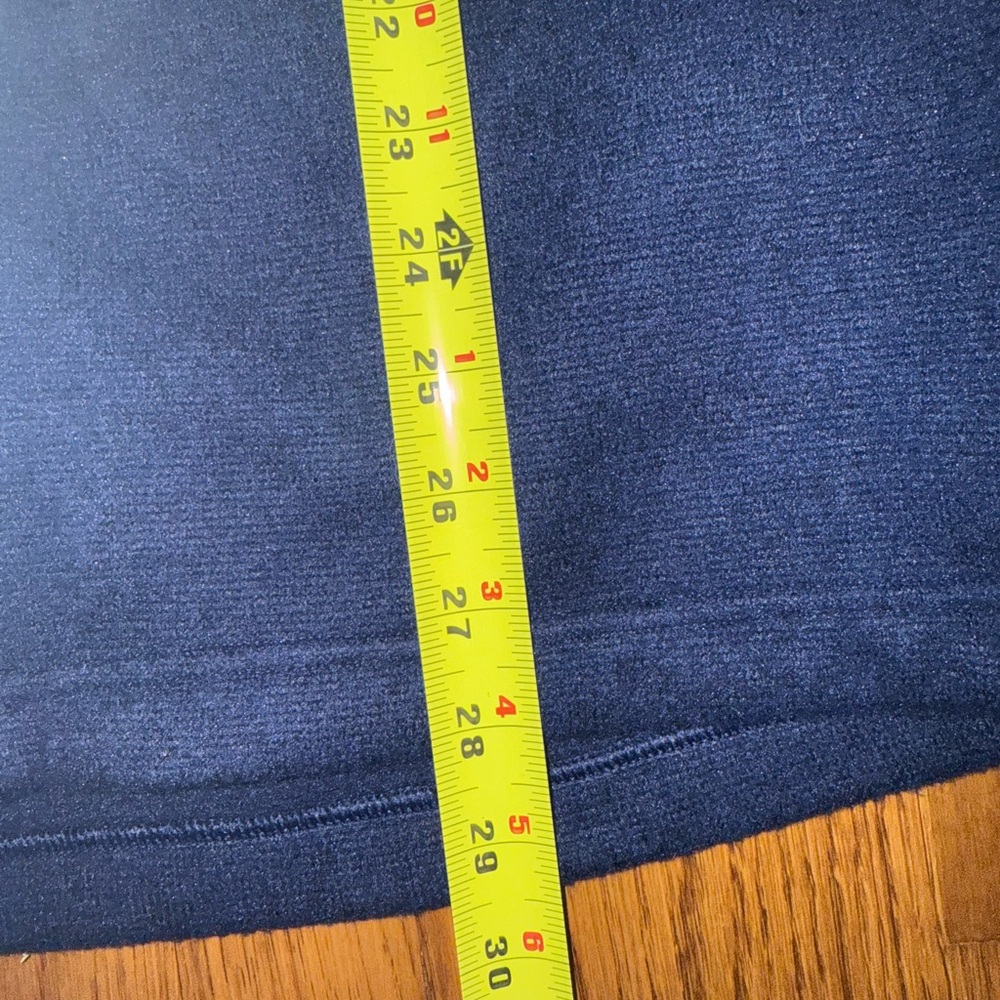 Men's Navy Blue Marmot fleece vest - Picture 3 of 8